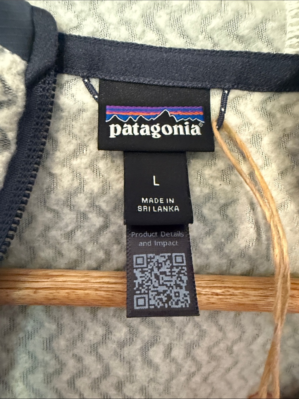 Patagonia R1 Air Fleece Full-Zip Hoodie - Picture 3 of 5